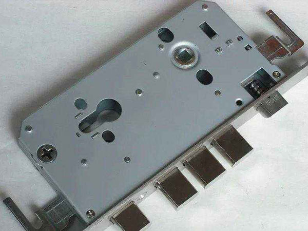 麻栗坡24小时上门开锁公司