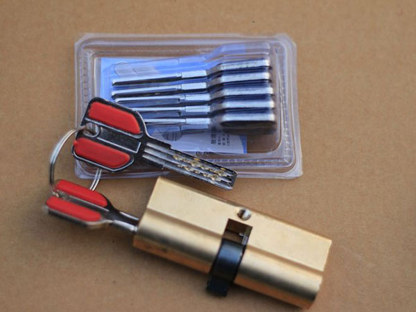 麻栗坡24小时上门开锁公司